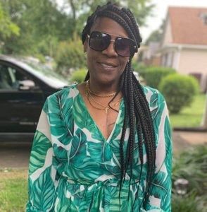 Meet your Posher, Tara